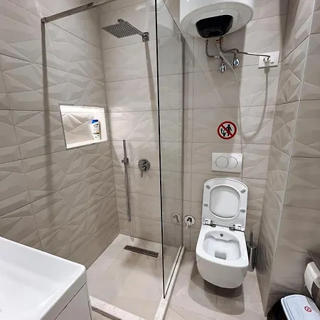Sunrise Premium 40 טיראנה